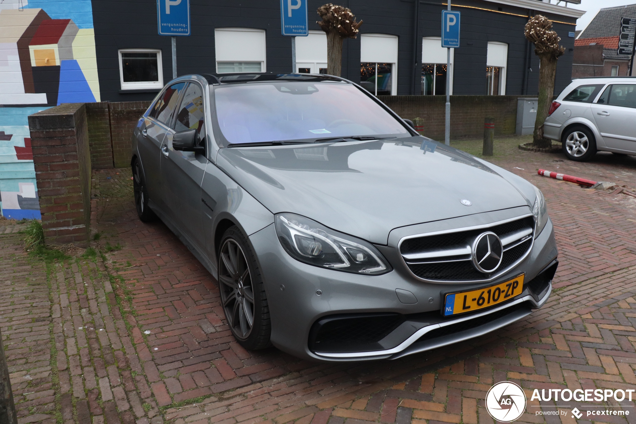 Mercedes-Benz E 63 AMG S W212