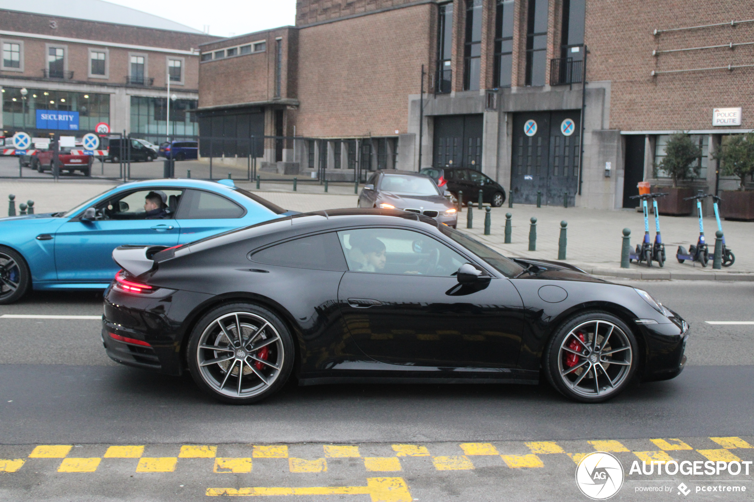 Porsche 992 Carrera 4S