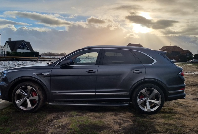 Bentley Bentayga V8 2021