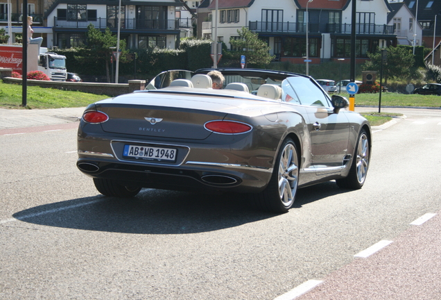 Bentley Continental GTC 2019