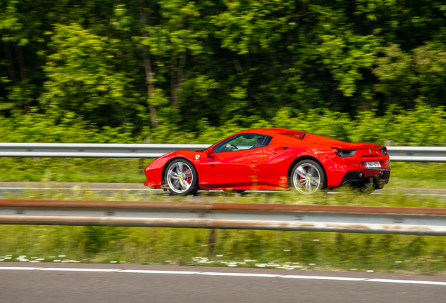 Ferrari 488 Spider