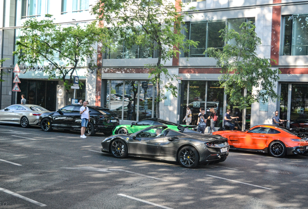 Ferrari F8 Spider