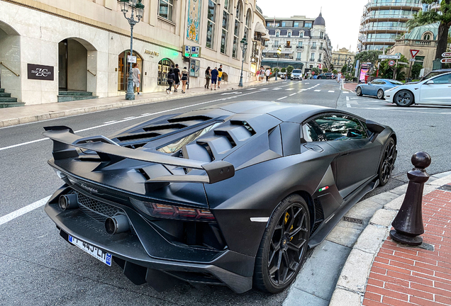 Lamborghini Aventador LP770-4 SVJ