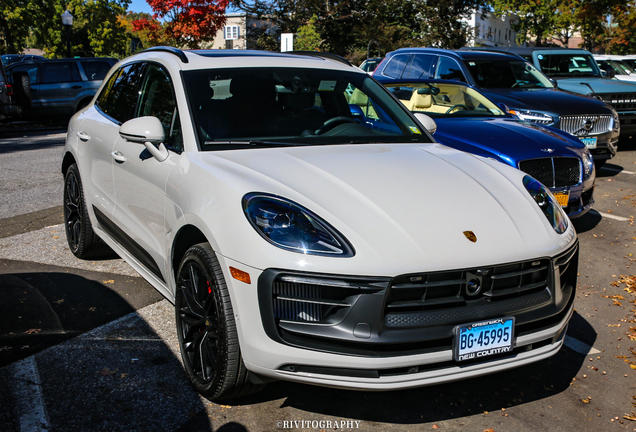 Porsche 95B Macan GTS MkIII