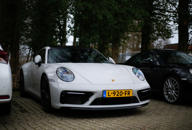 Porsche 992 Carrera 4S