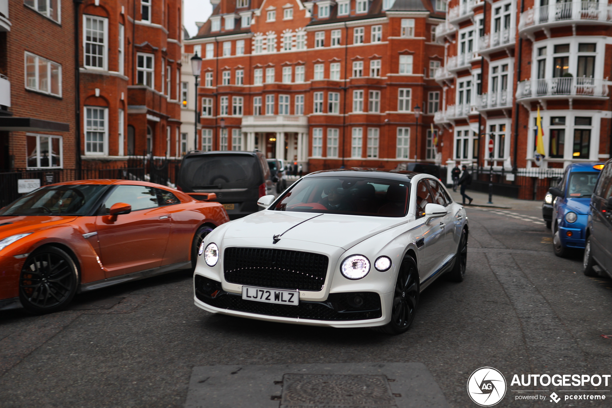 Bentley Flying Spur V8 2021