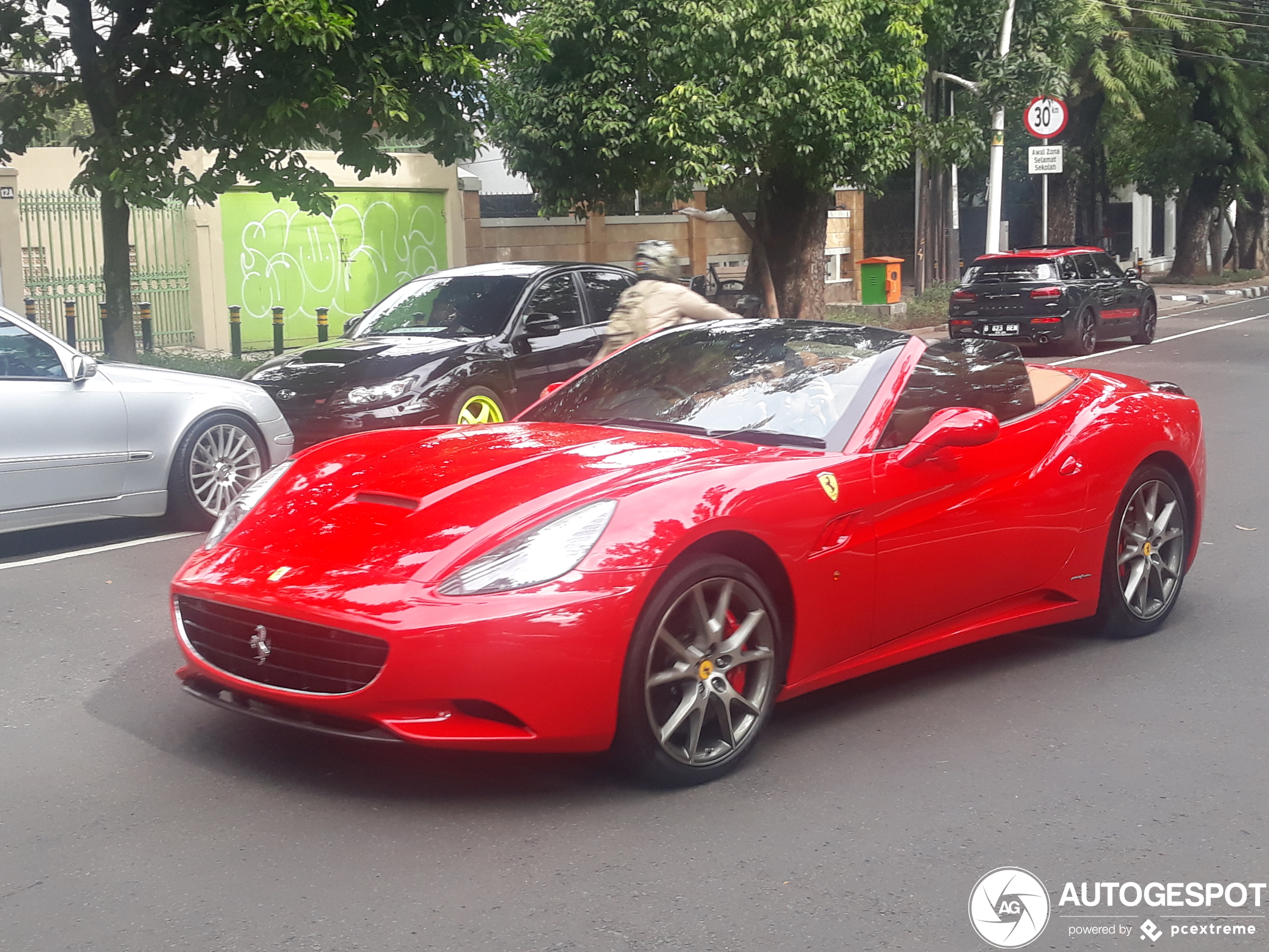 Ferrari California