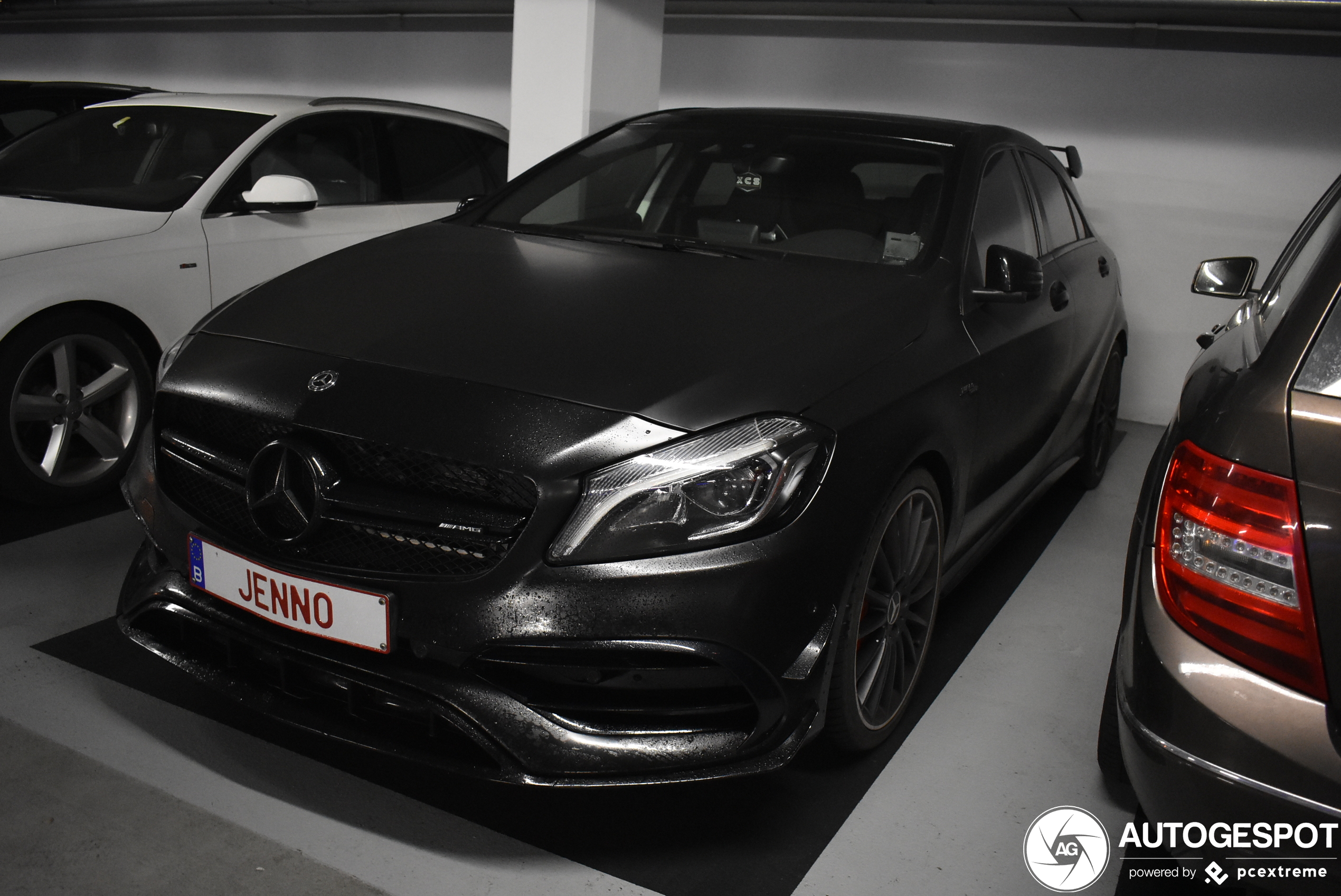 Mercedes-AMG A 45 W176 2015