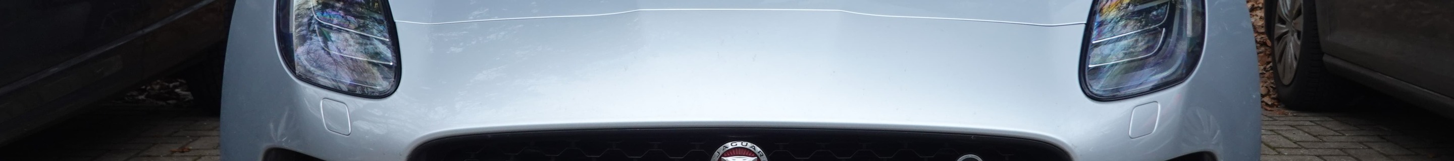 Jaguar F-TYPE SVR Coupé 2017