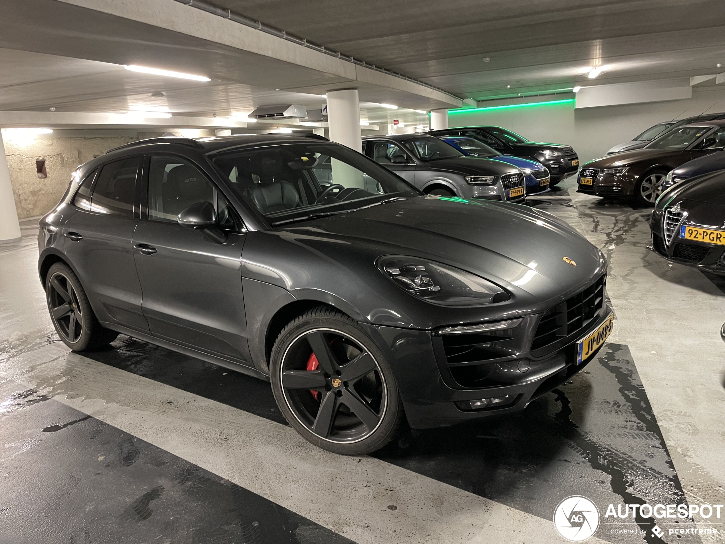 Porsche 95B Macan GTS