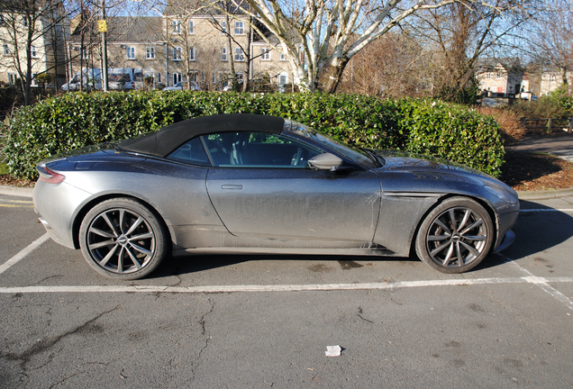 Aston Martin DB11 V8 Volante