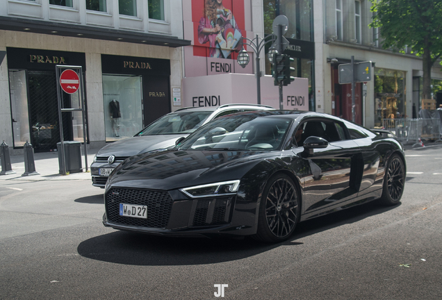 Audi R8 V10 Plus 2015