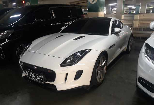 Jaguar F-TYPE S Coupé