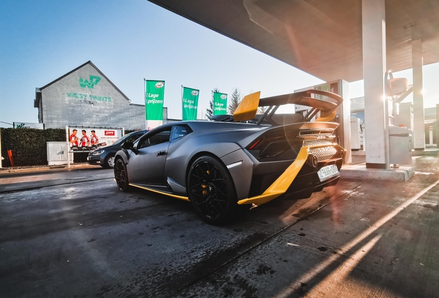 Lamborghini Huracán LP640-2 STO