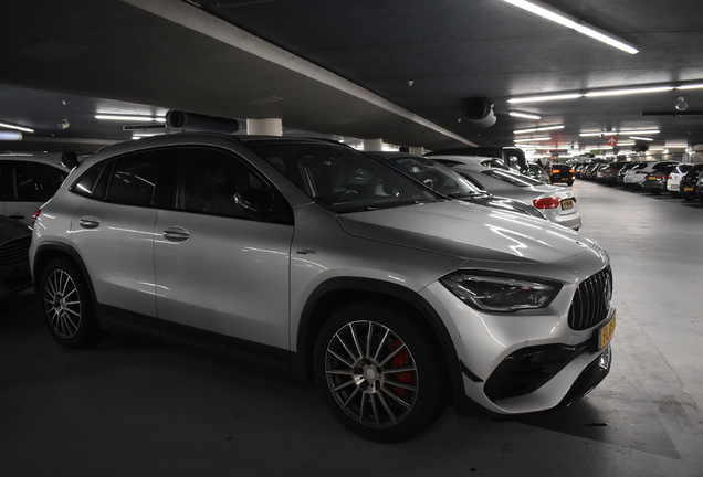 Mercedes-AMG GLA 45 S 4MATIC+ H247