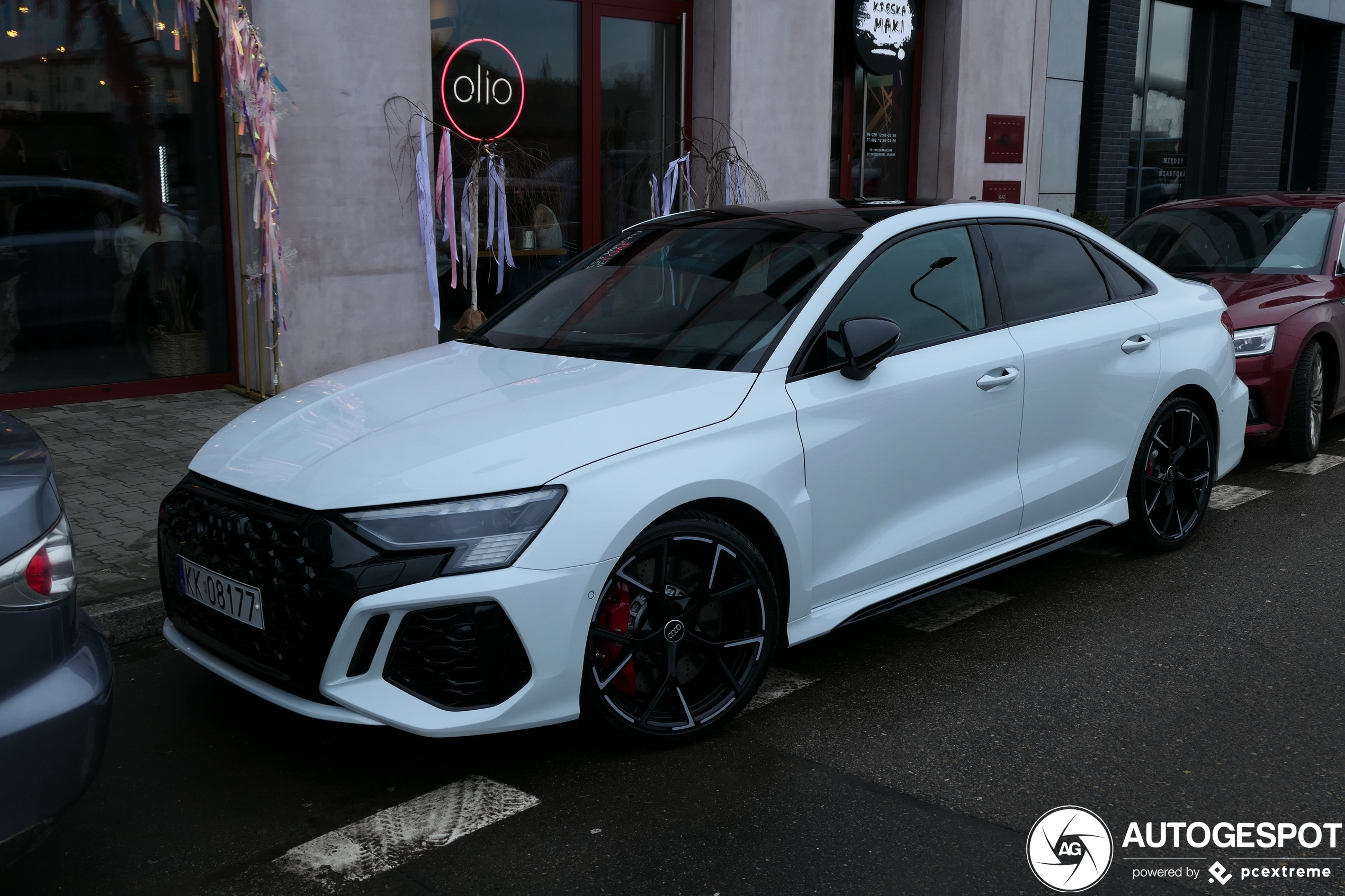 rs3　 audi-rs3-sedan-8y-