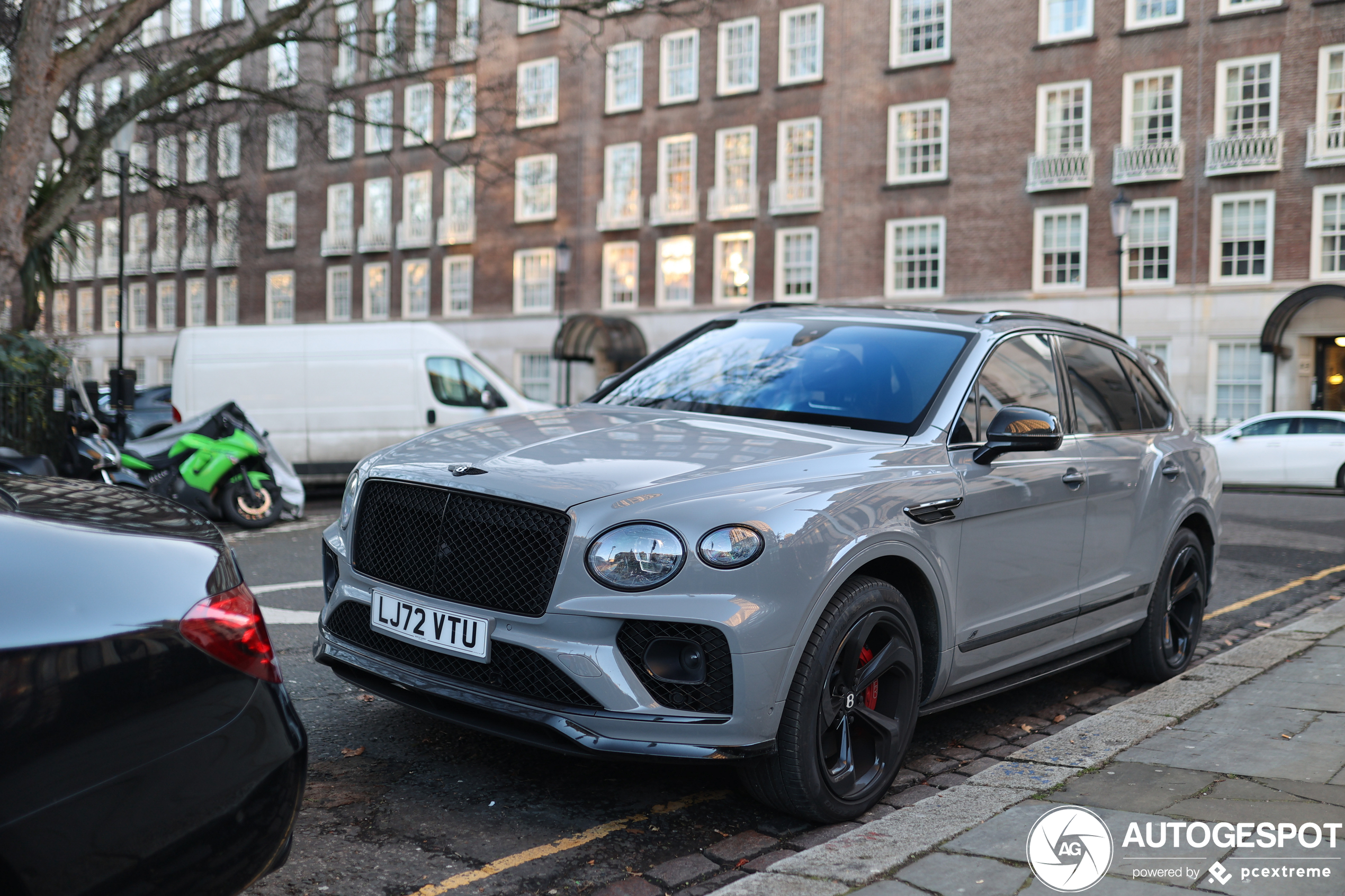 Bentley Bentayga V8 S 2022