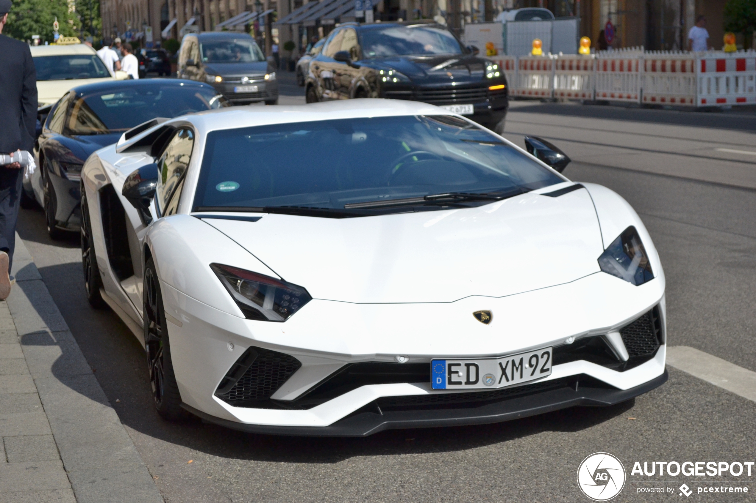 Lamborghini Aventador S LP740-4