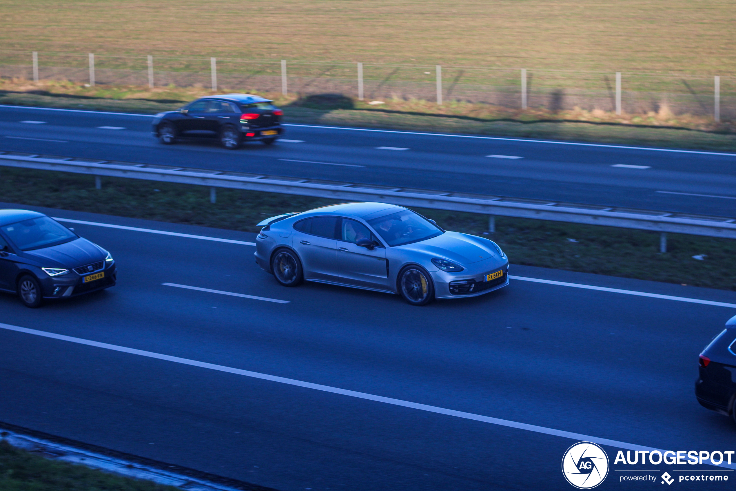 Porsche 971 Panamera Turbo S E-Hybrid