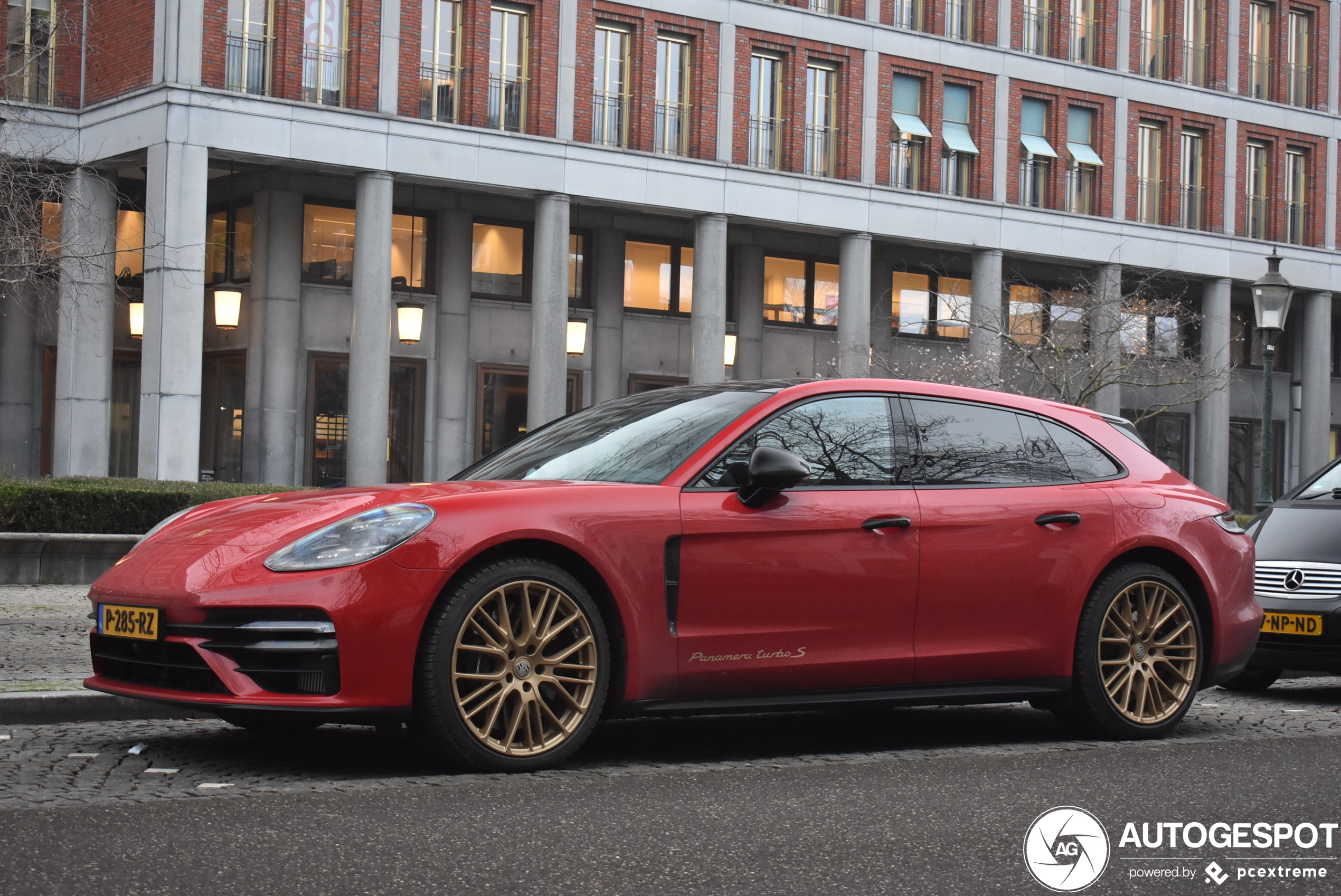 Porsche 971 Panamera Turbo S E-Hybrid Sport Turismo MkII