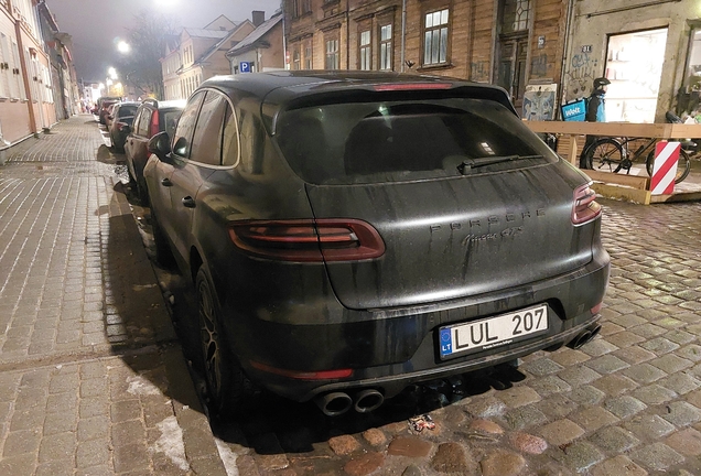 Porsche 95B Macan GTS