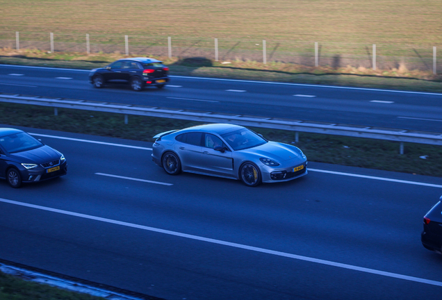 Porsche 971 Panamera Turbo S E-Hybrid