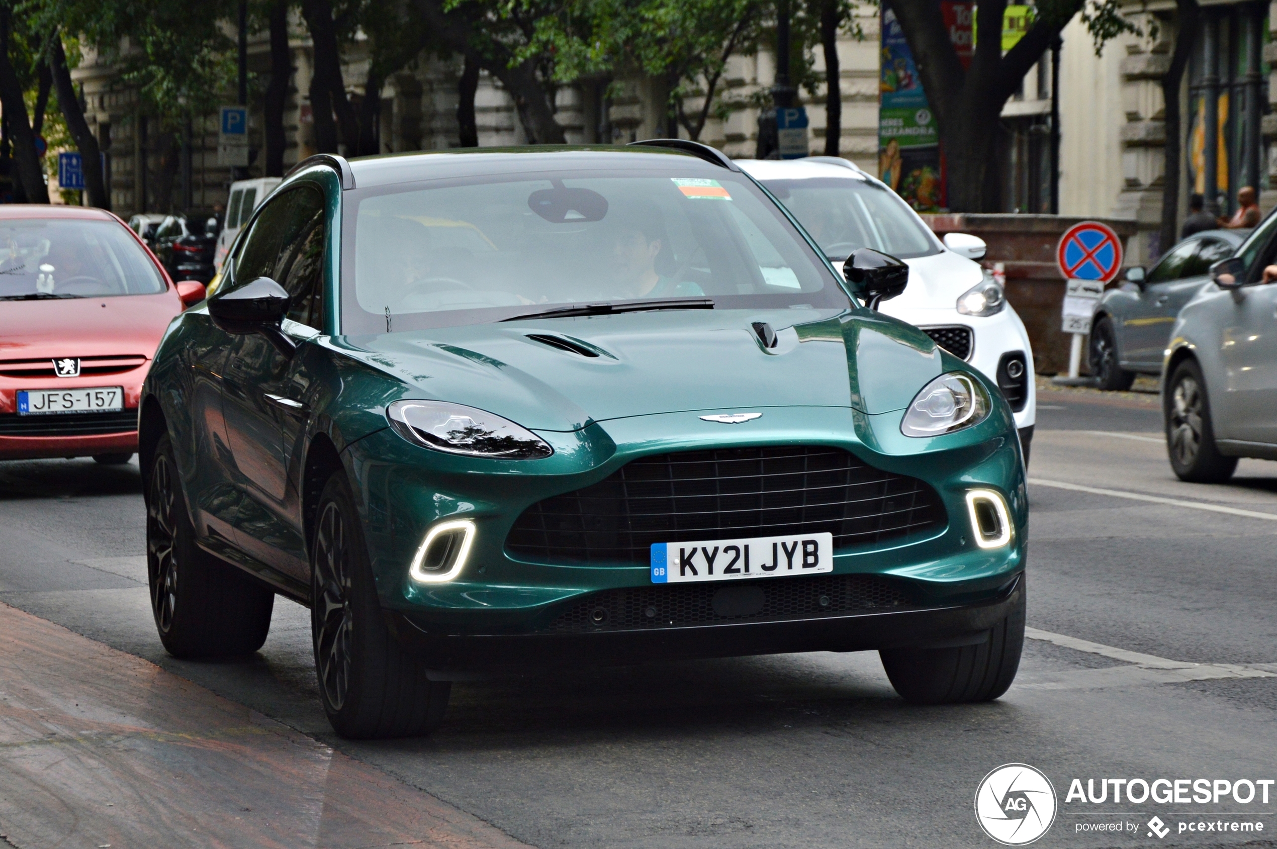 Aston Martin DBX