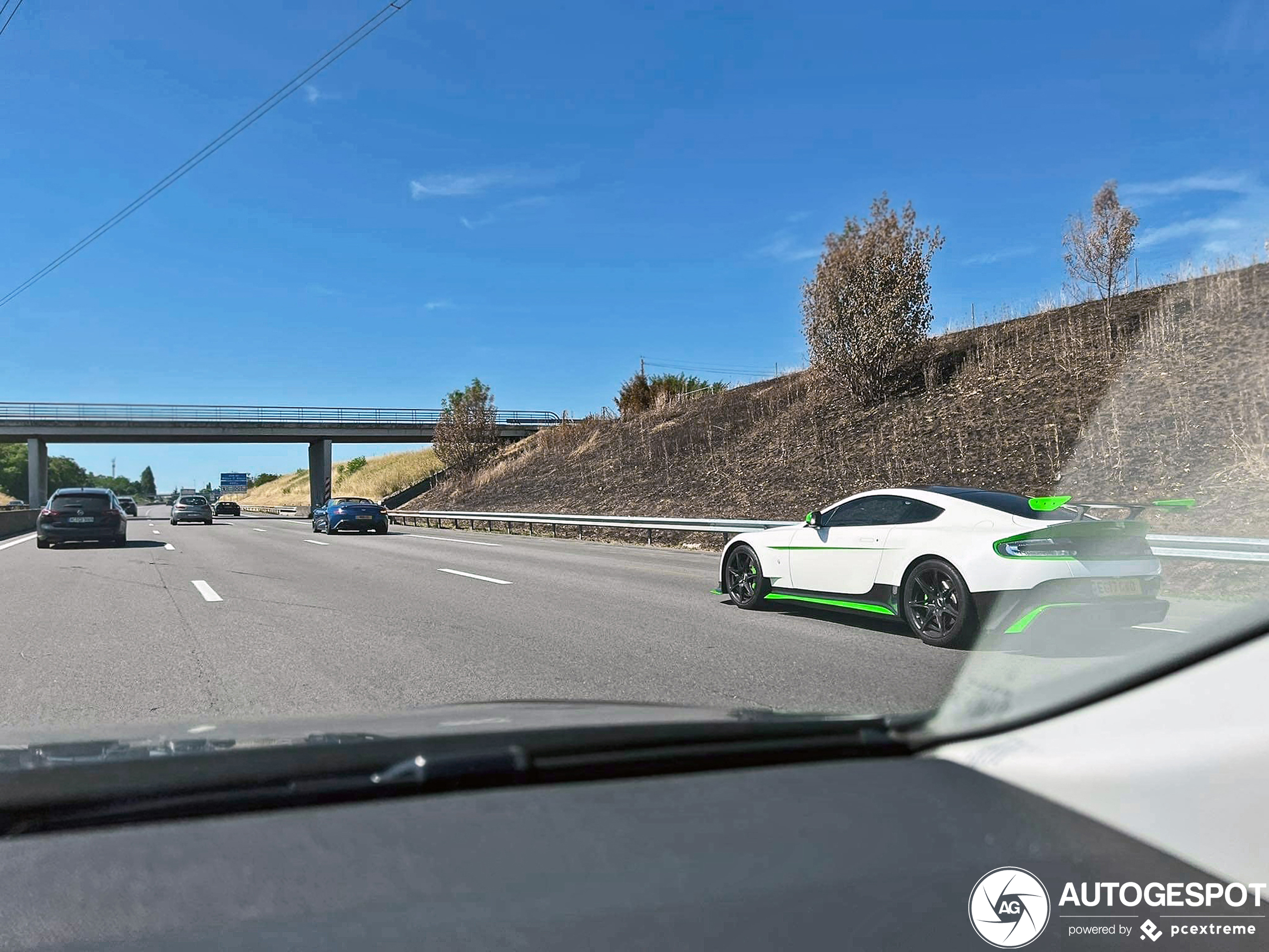 Aston Martin Vantage GT8