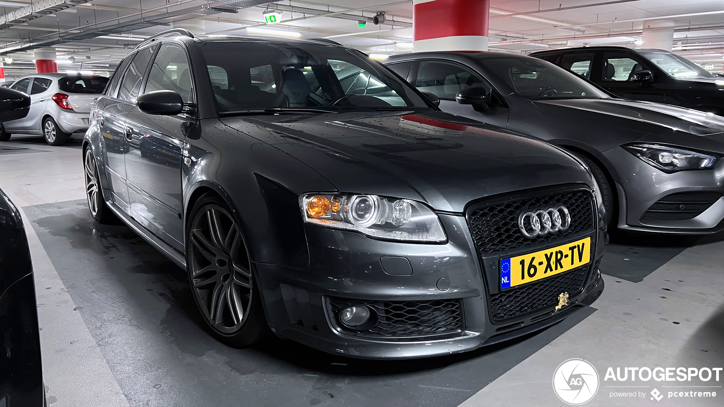 Audi RS4 Avant B7