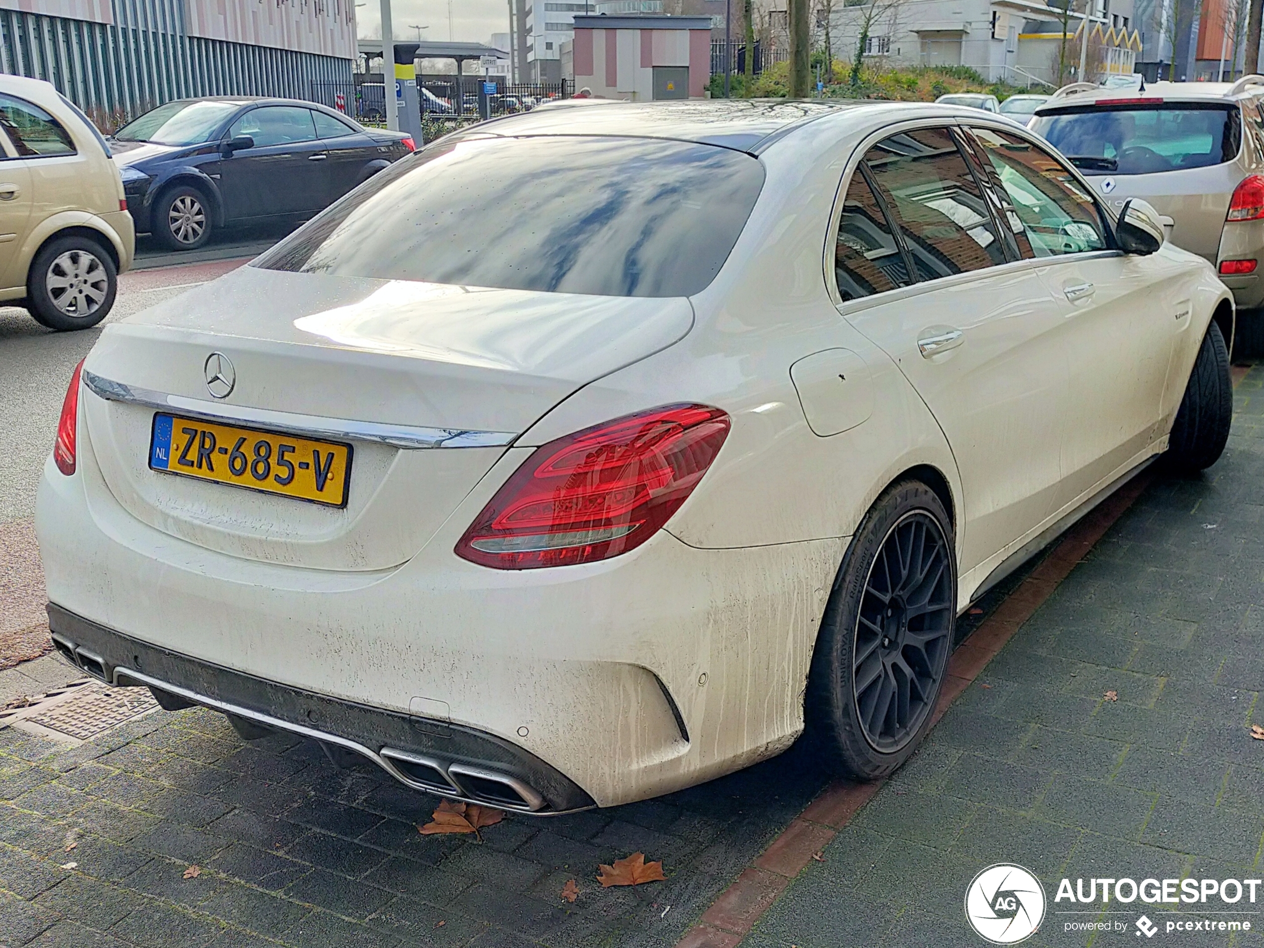 Mercedes-AMG C 63 S W205