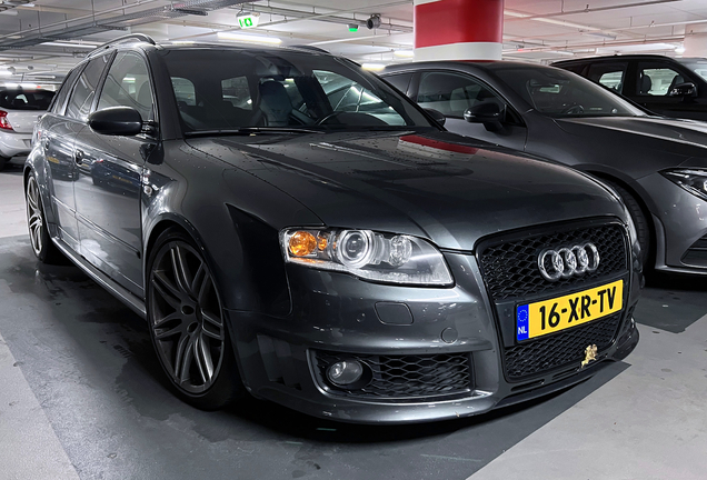 Audi RS4 Avant B7