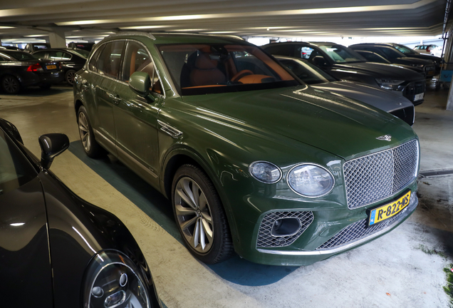 Bentley Bentayga Hybrid 2021