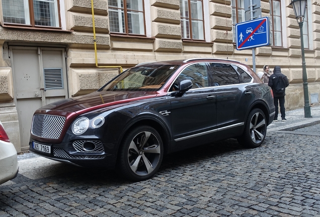 Bentley Bentayga V8