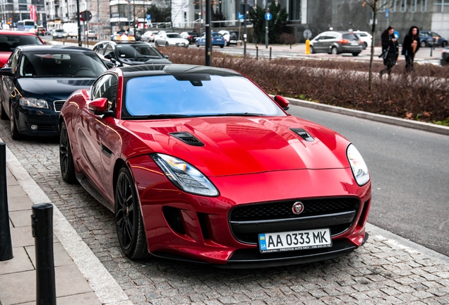 Jaguar F-TYPE R Coupé 2017