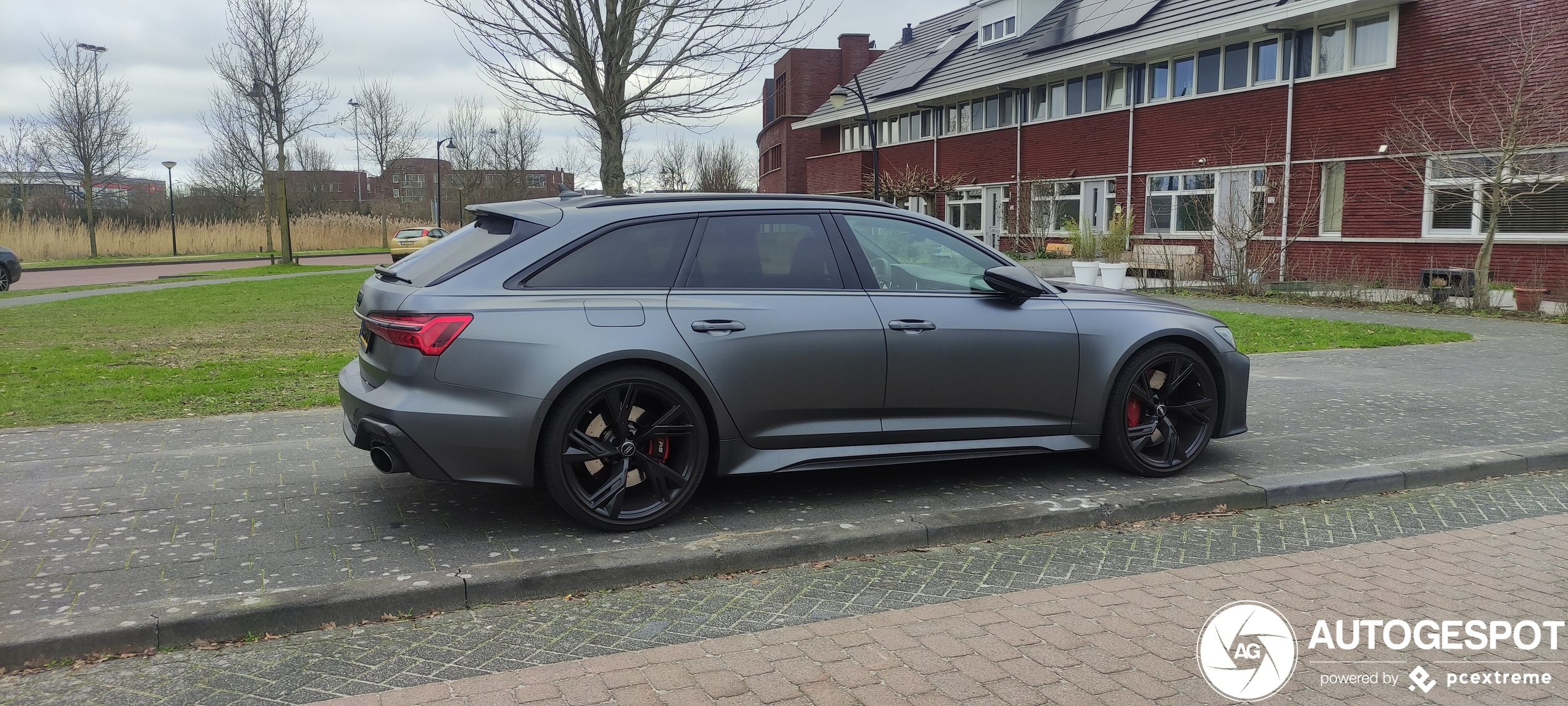 Audi RS6 Avant C8