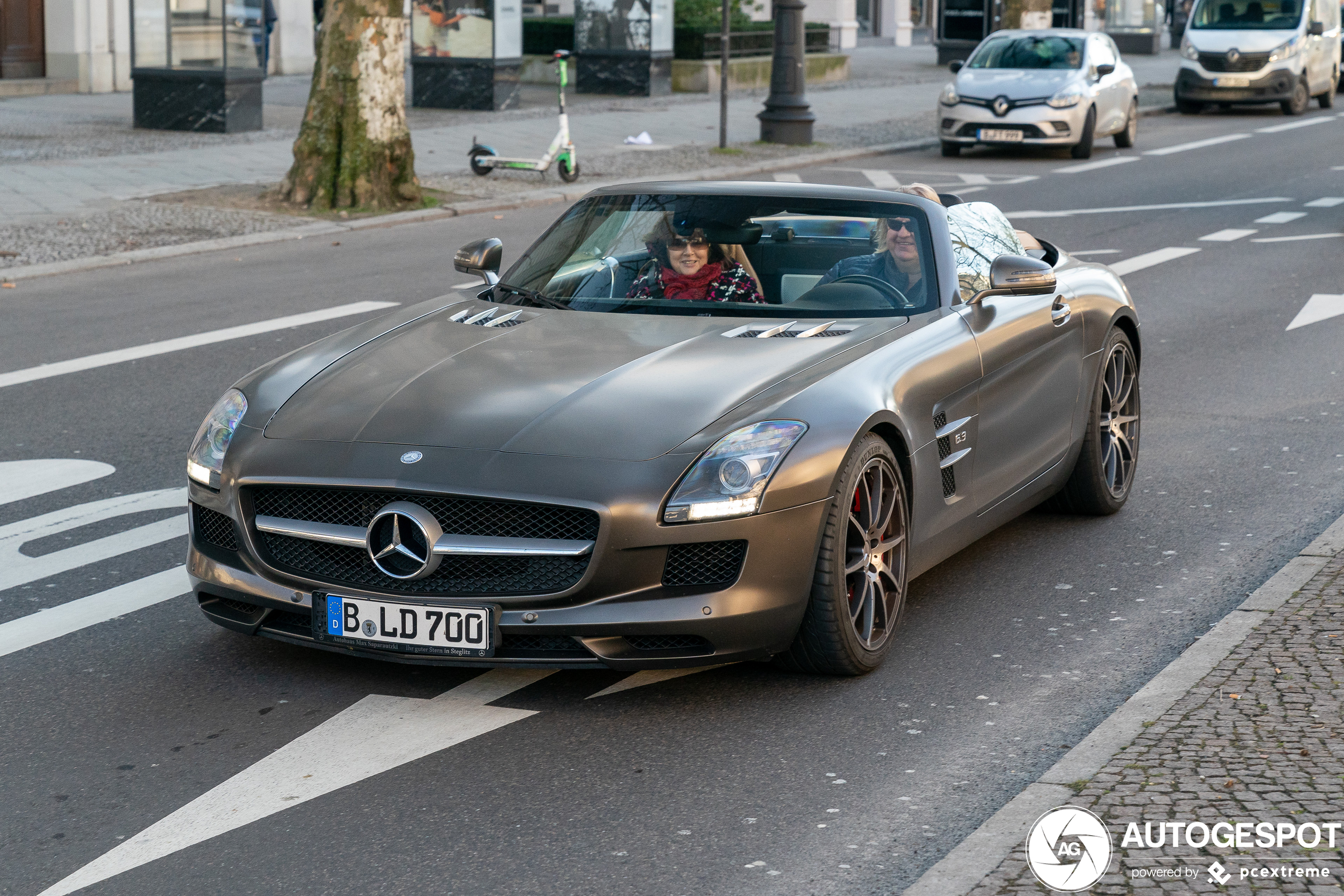 Mercedes-Benz SLS AMG Roadster