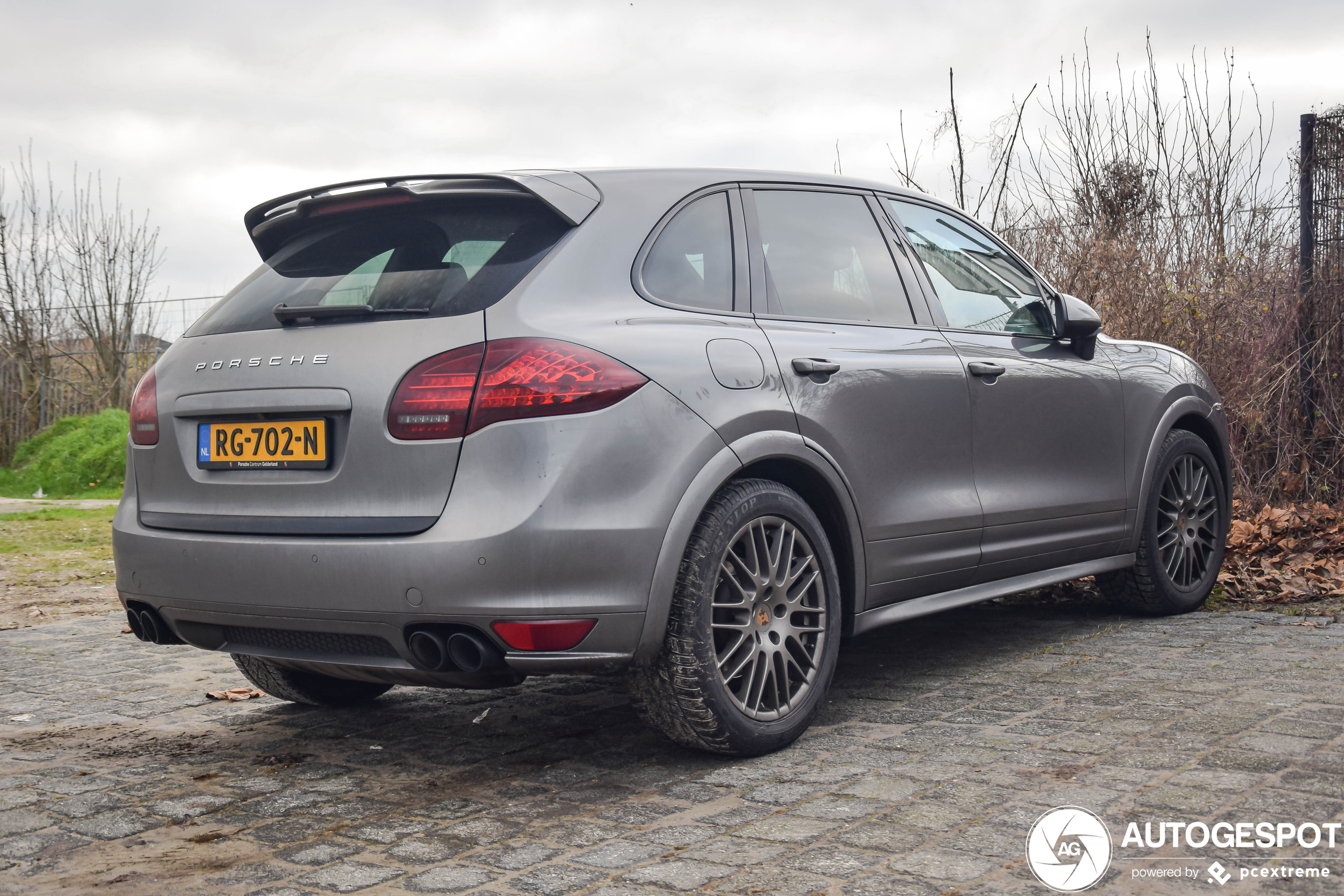 Porsche 958 Cayenne GTS