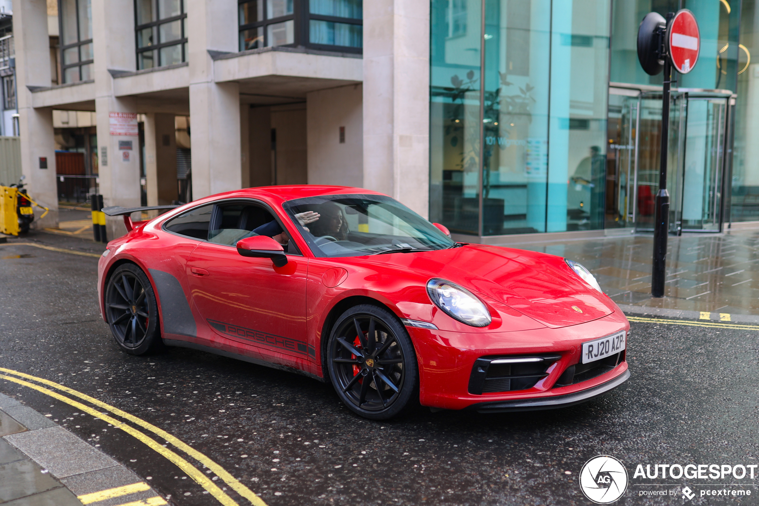 Porsche 992 Carrera S