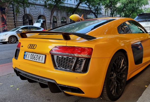 Audi R8 V10 Plus 2015