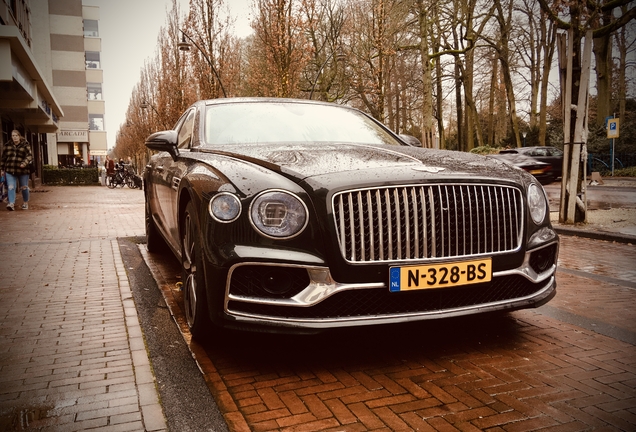 Bentley Flying Spur V8 2021