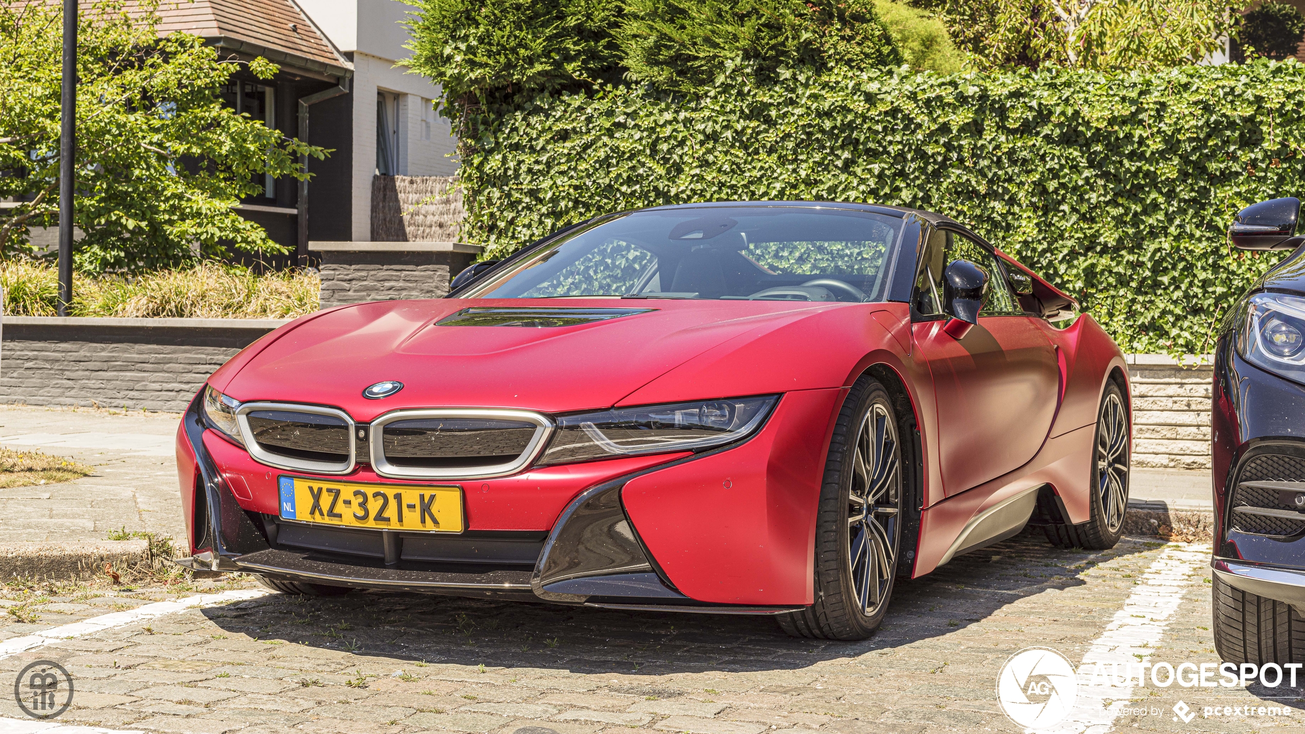 BMW i8 Roadster