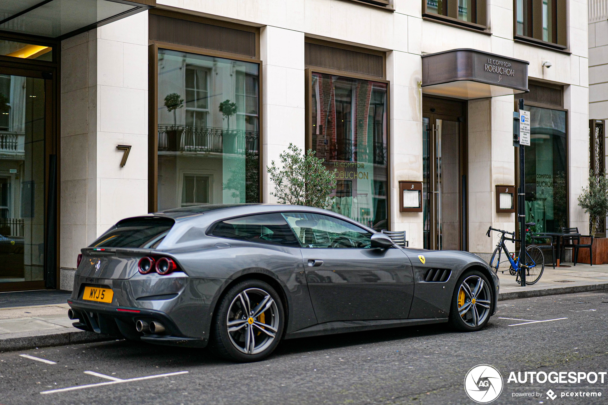 Ferrari GTC4Lusso