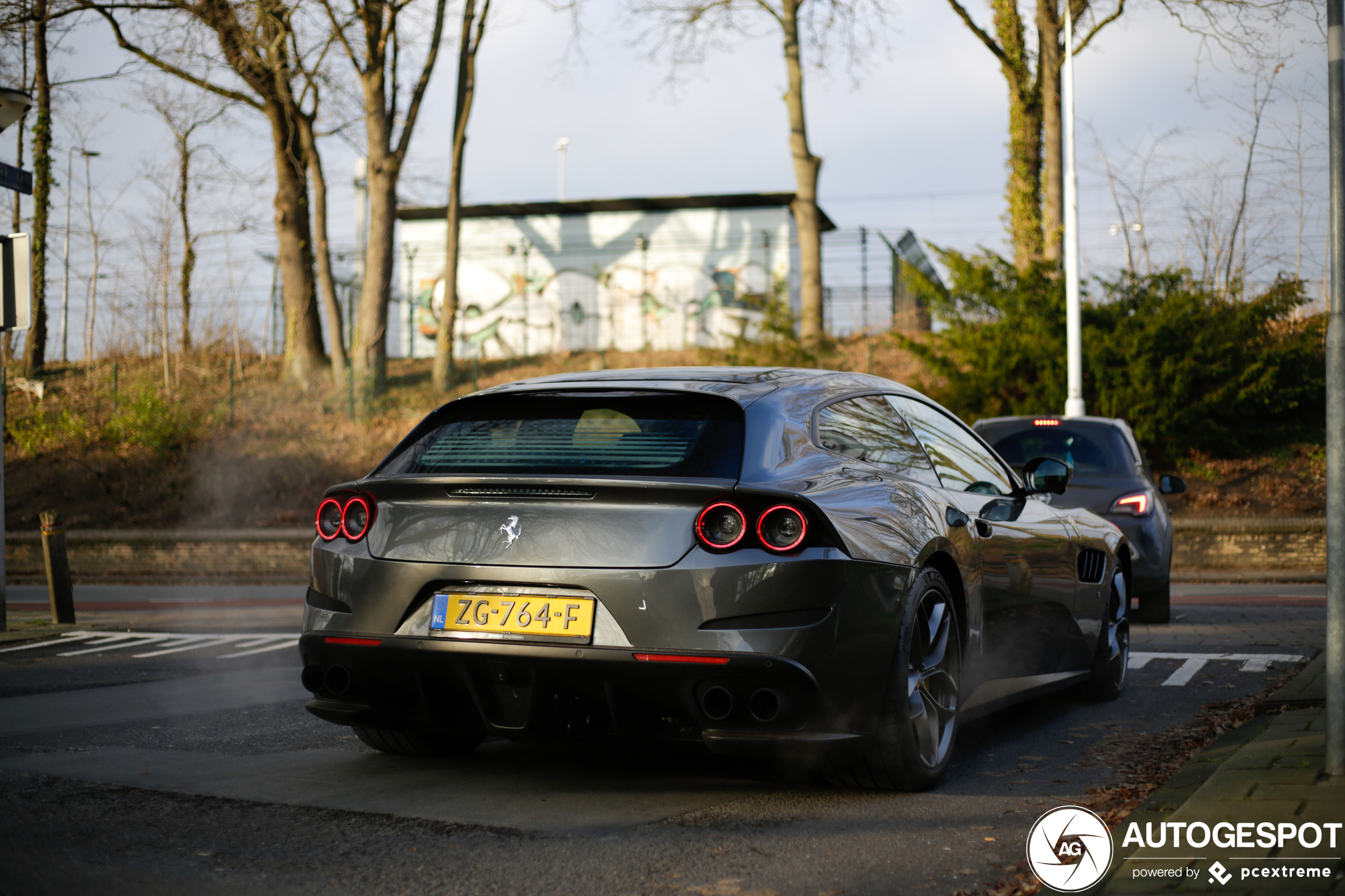 Ferrari GTC4Lusso T