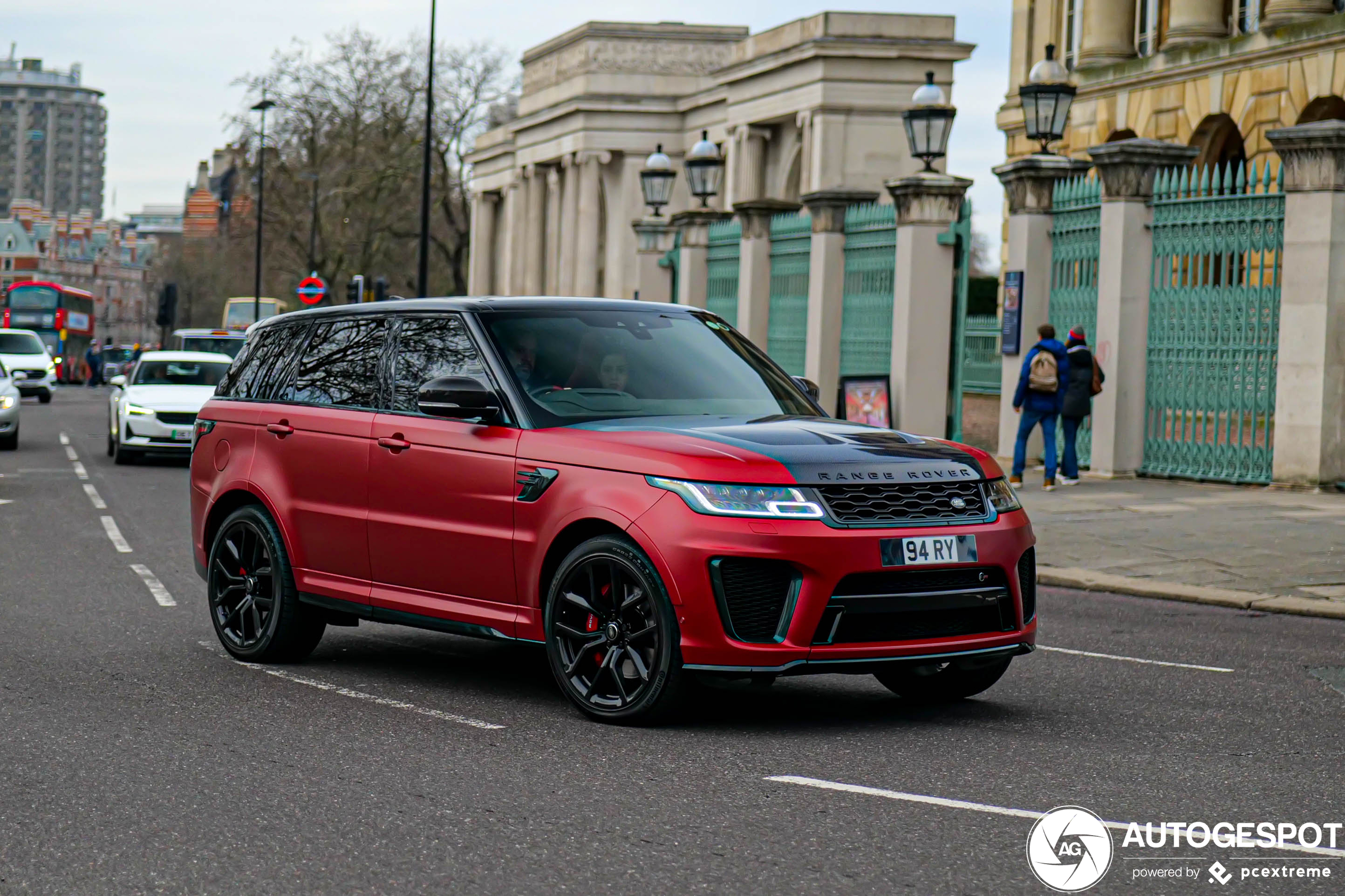 Land Rover Range Rover Sport SVR 2018 Carbon Edition