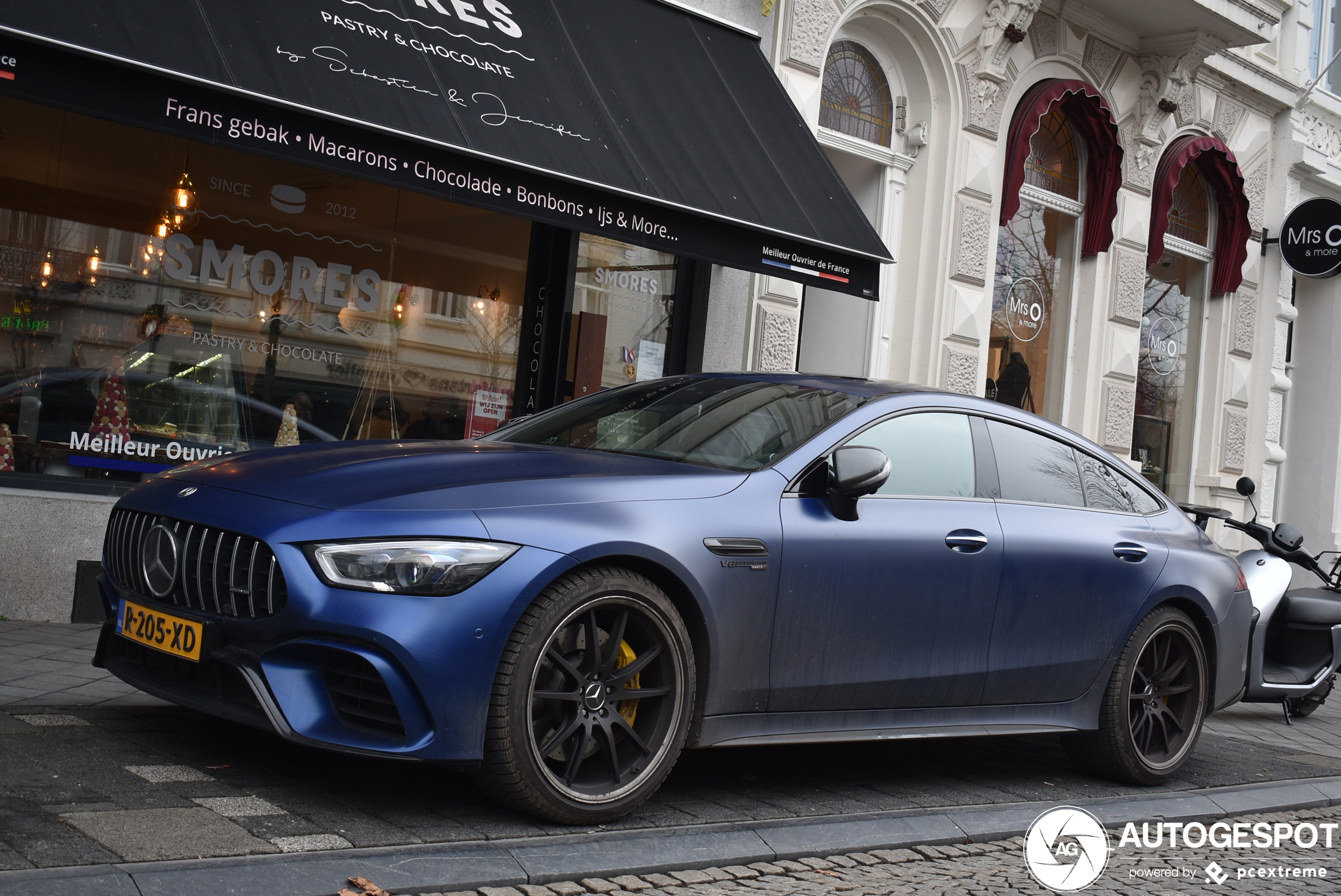 Mercedes-AMG GT 63 S X290