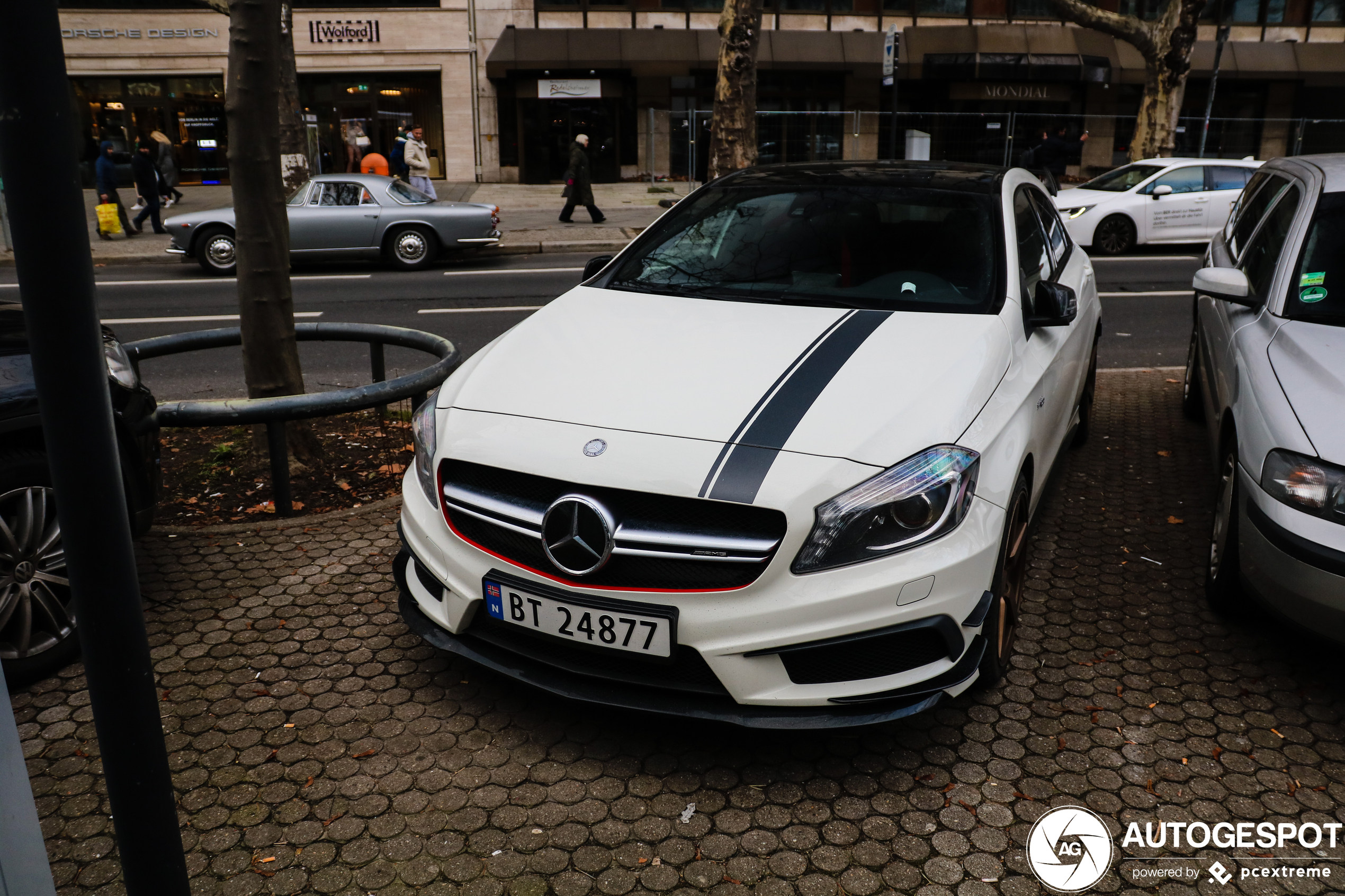 Mercedes-Benz A 45 AMG Edition 1