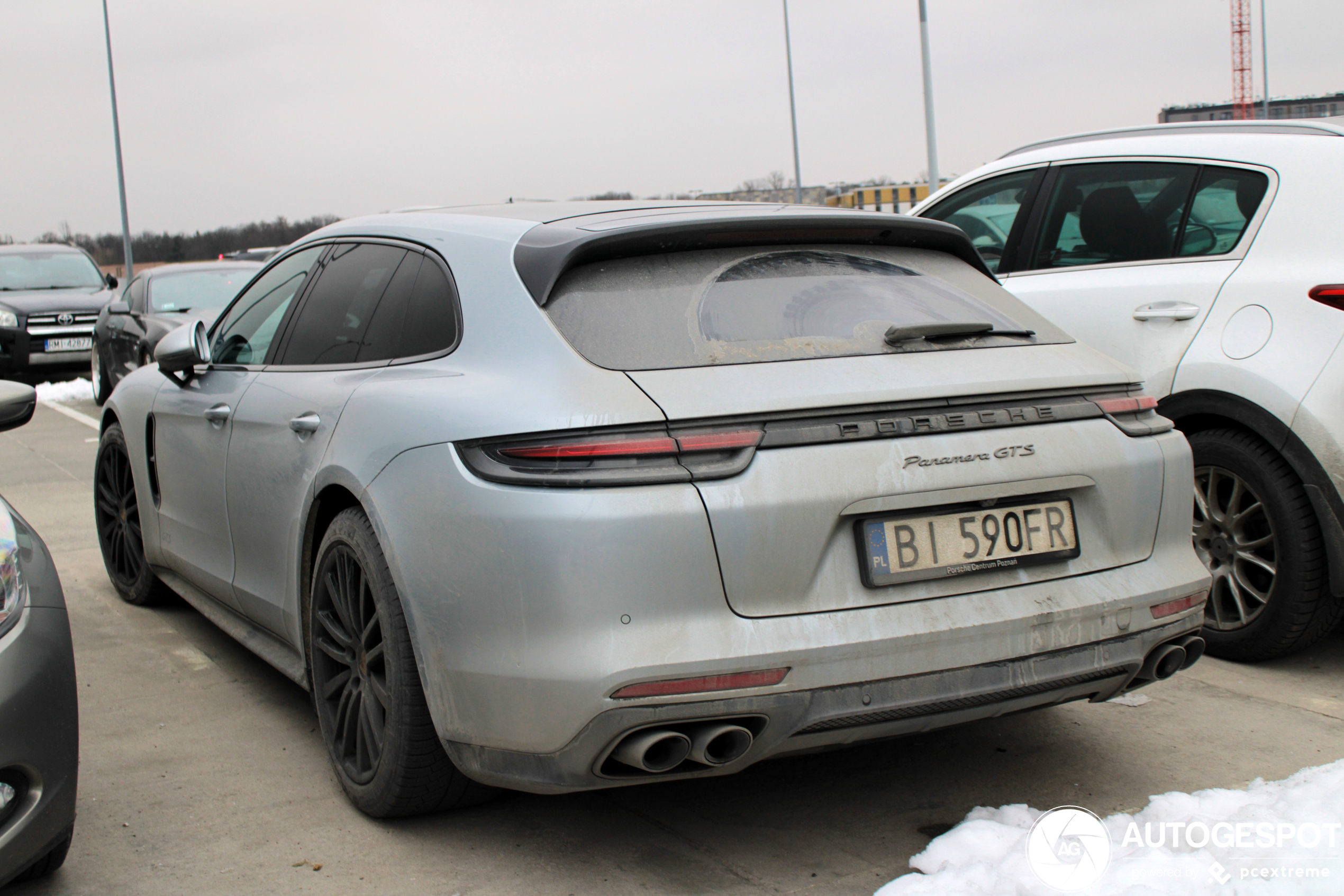 Porsche 971 Panamera GTS Sport Turismo