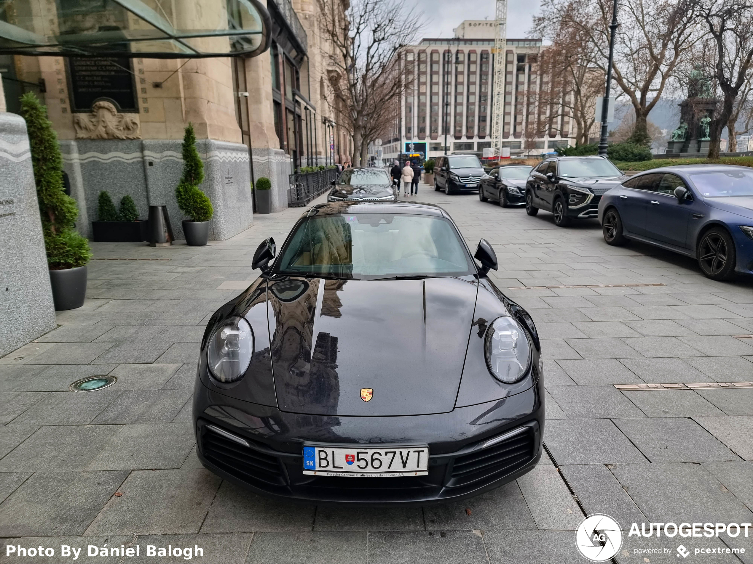 Porsche 992 Carrera 4S