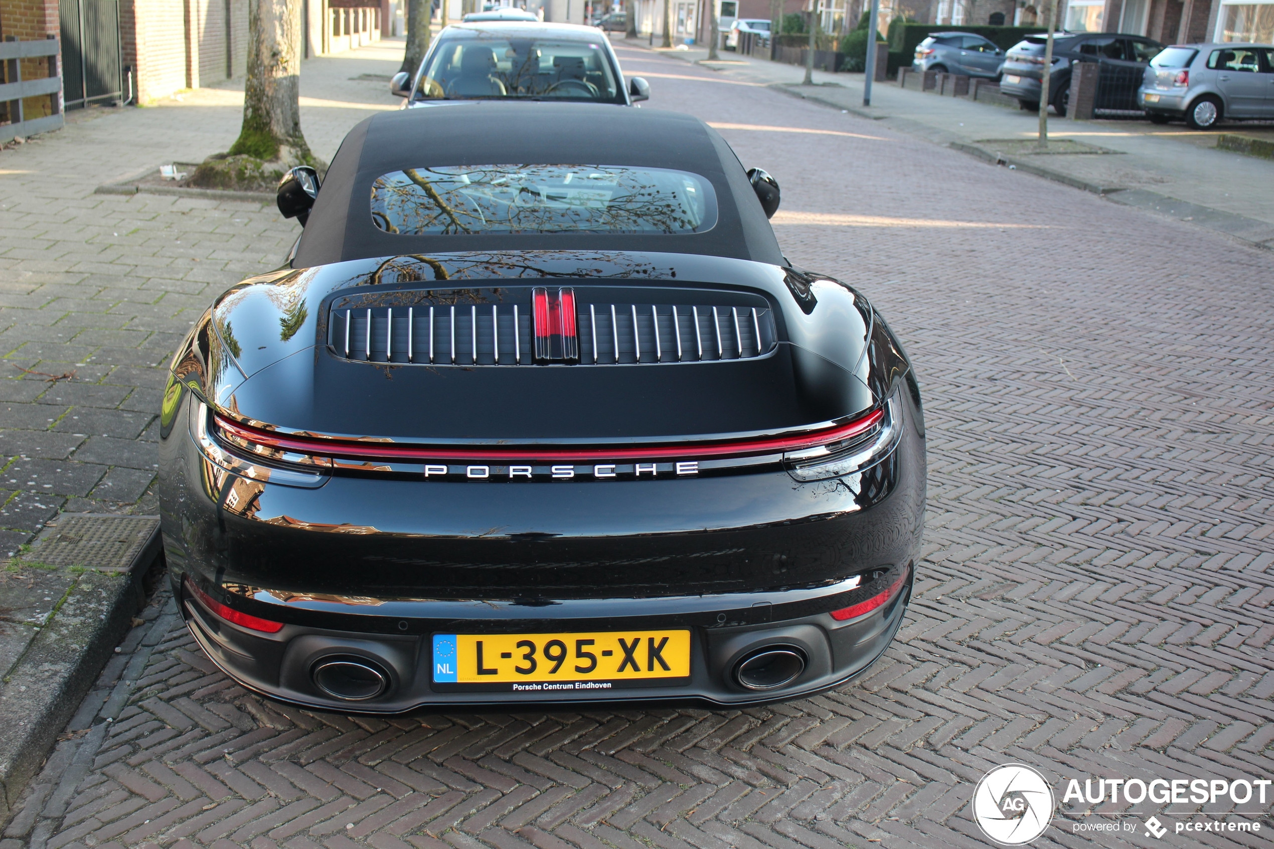 Porsche 992 Carrera 4S Cabriolet