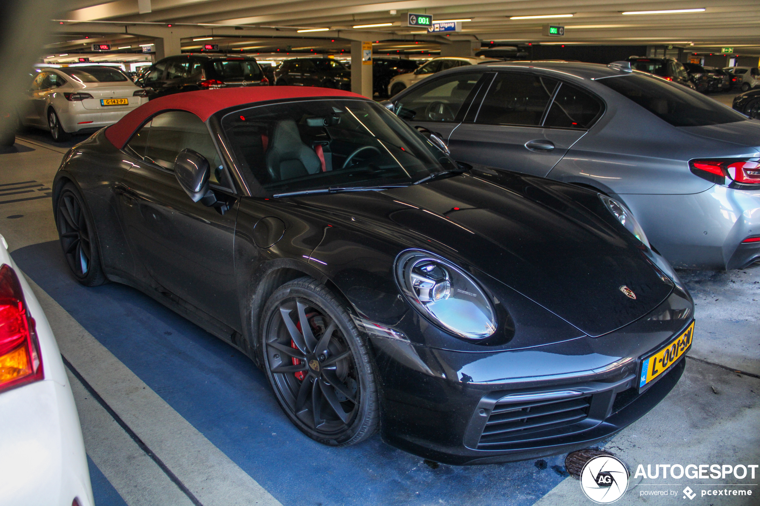 Porsche 992 Carrera 4S Cabriolet